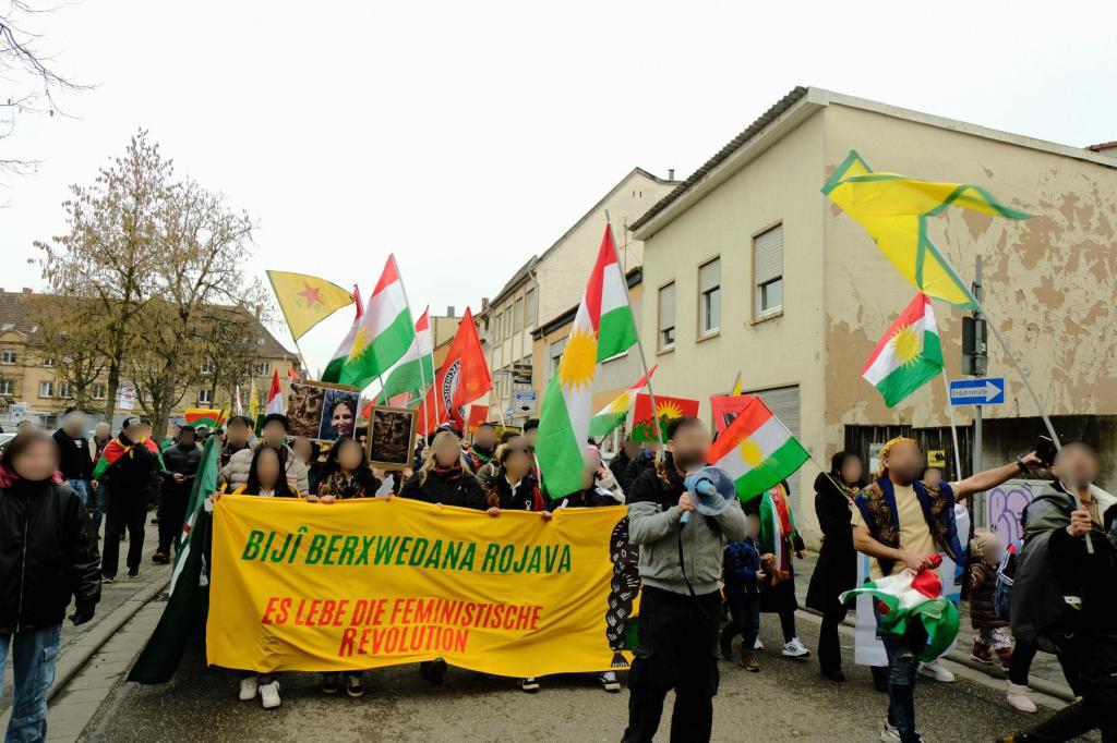 300 Menschen auf Demo „REVOLUTION IN ROJAVA VERTEIDIGEN“